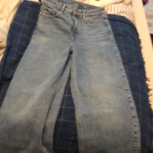 Wide leg jeans